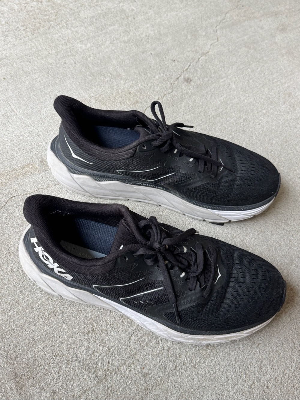 Womens Hoka Arahi 5 Black Road Running lShoe